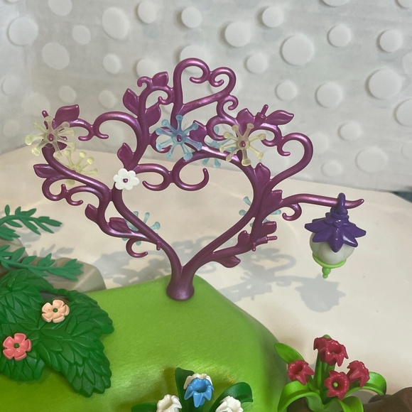 Playmobil 5444 🧚‍♀️Fairy Island with Jewel Fountain Playset - Picture 10 of 14